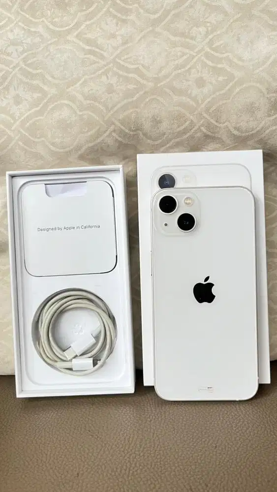 IP 13 128 Ibox Starlight