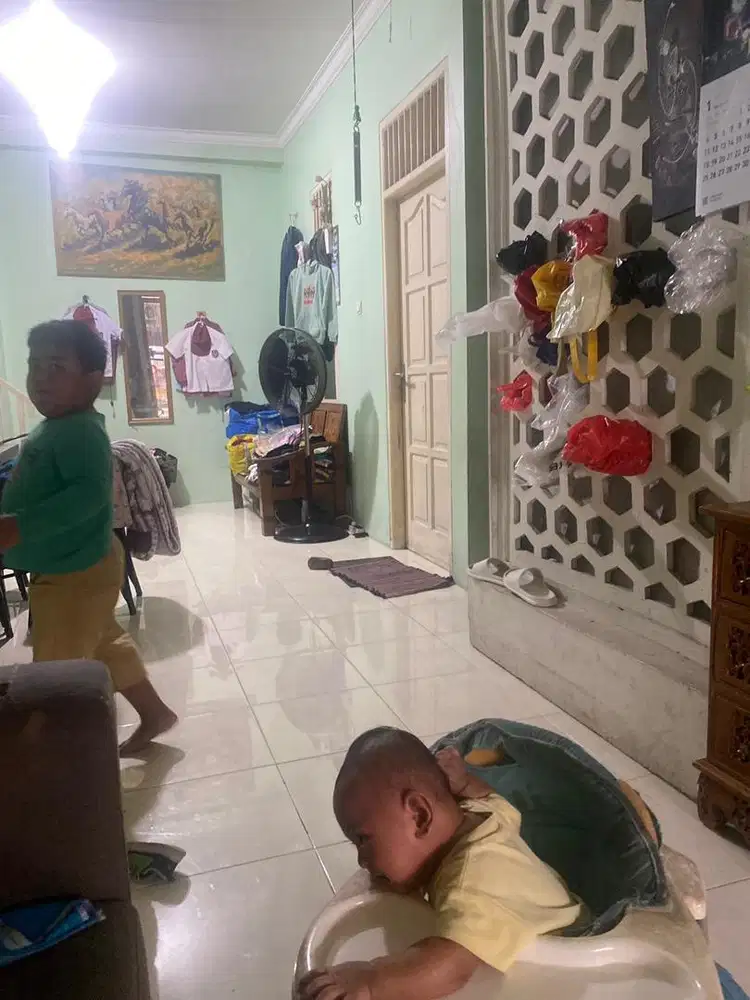 Di cari Pembantu buat bantu2 urus rmh dll