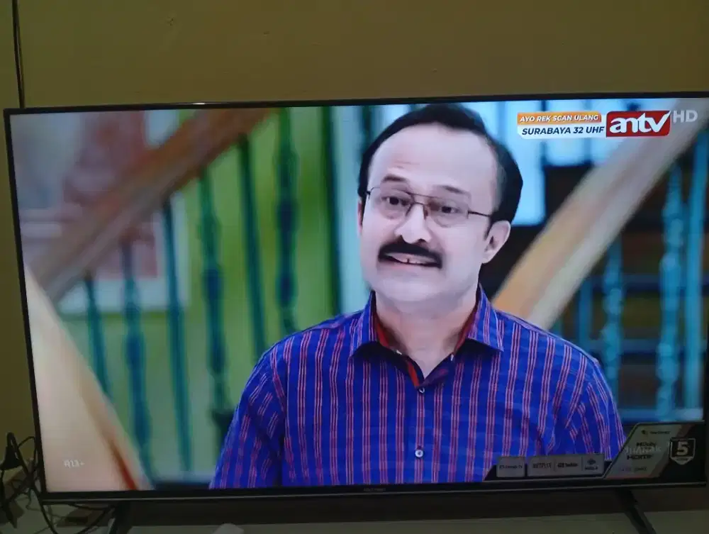 Dijual TV Politron 43 Ultra Hd Google TV 3,8jt nego lok Pondok Cabe