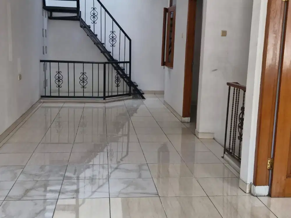 Dijual rumah siap huni di kelapa kopyor kelapa gading, bangunan bagus