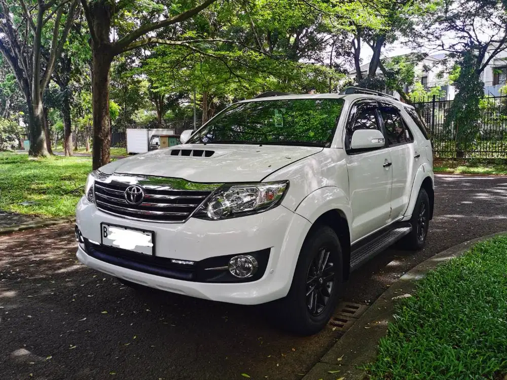 Fortuner VNT TURBO Diesel Automatic Tahun 2015 nik 2015
