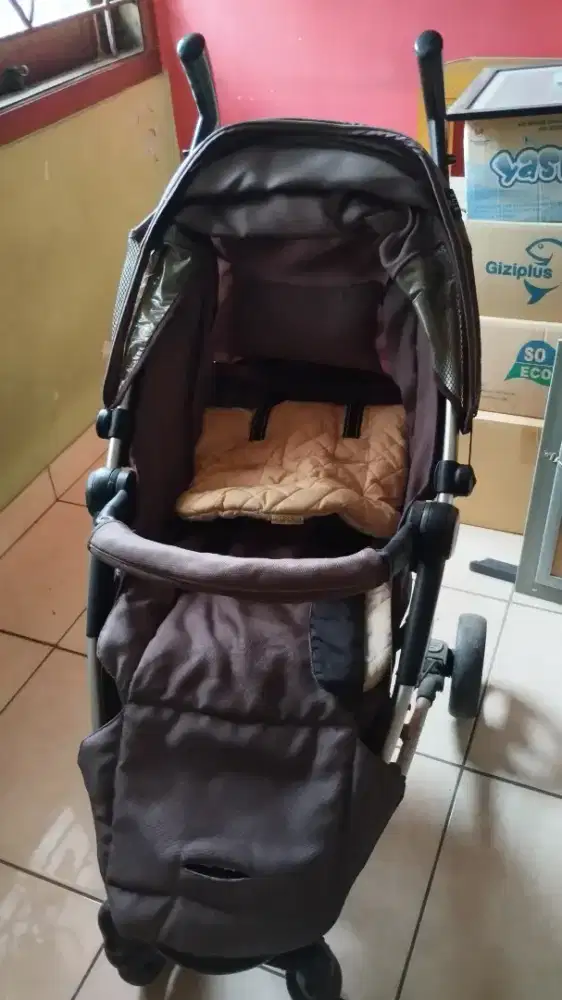 Dijual Stroller baby merk Elle