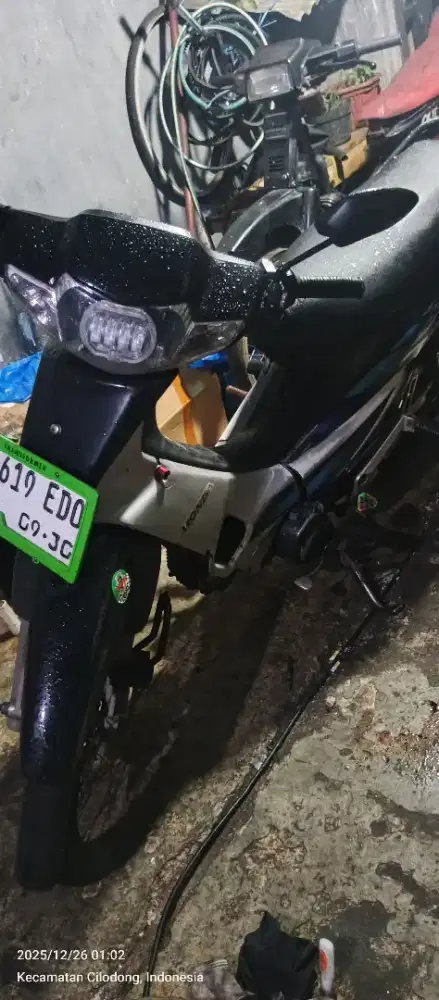 Komplit, pajak idup panjang, tangan per 1