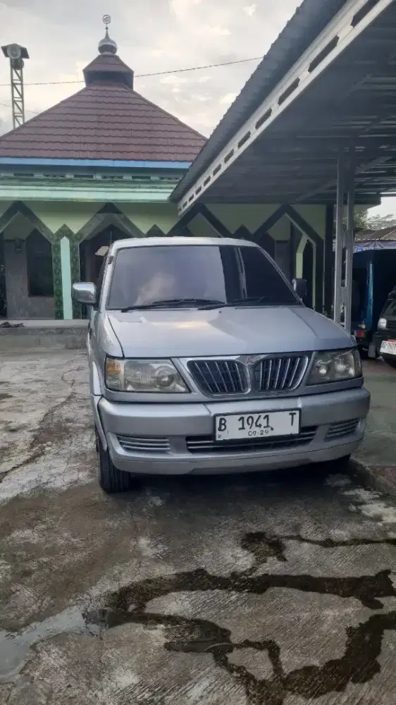 Mitsubishi Kuda 2003 Bensin