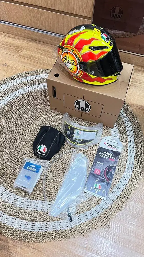 AGV PISTA GPR SUN AND MOON ( ML )