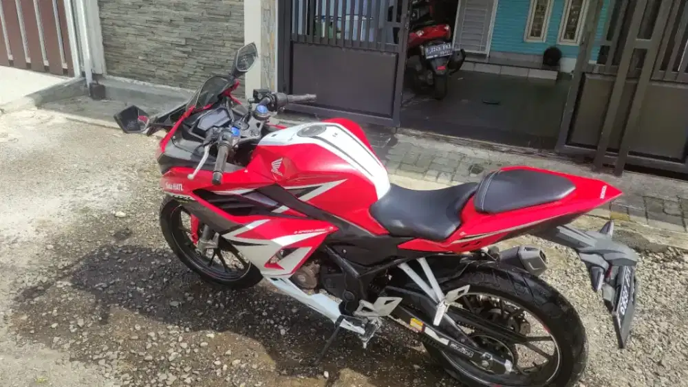 Dijual Honda CBR 150 R 2021
