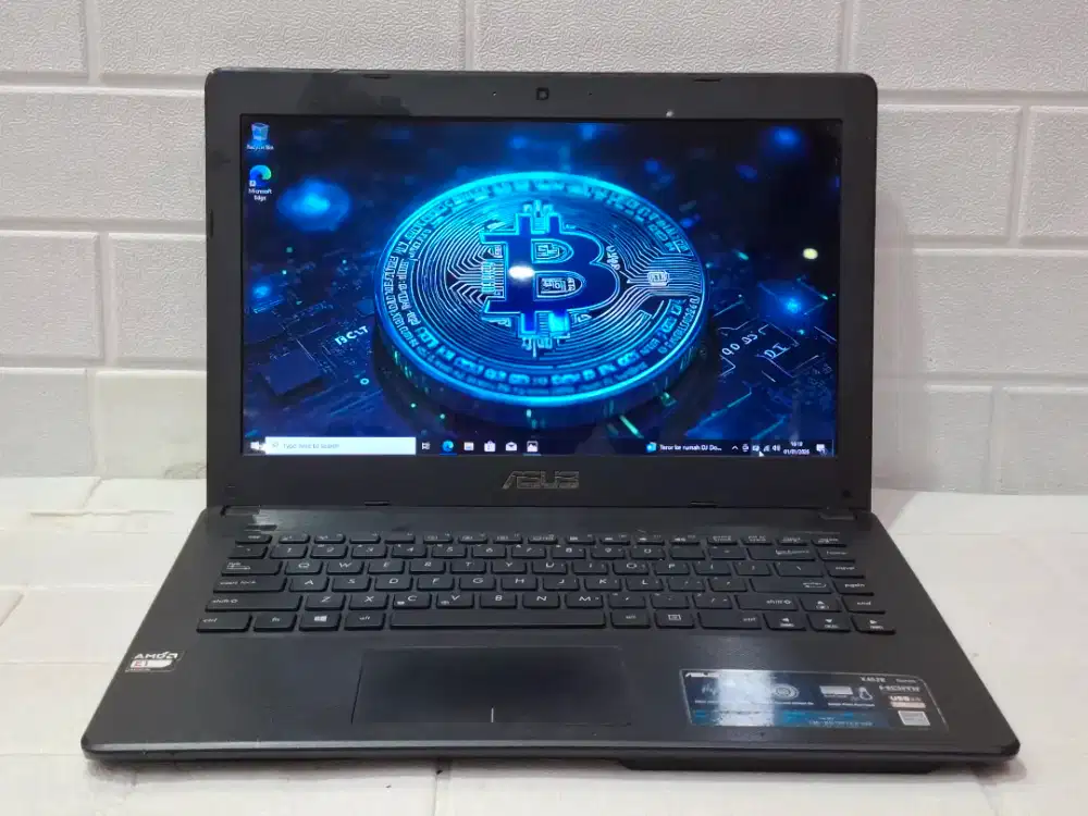 Laptop Asus X450EA/Prosesor AMD E1-2500/Ram 4GB/SSD 128GB