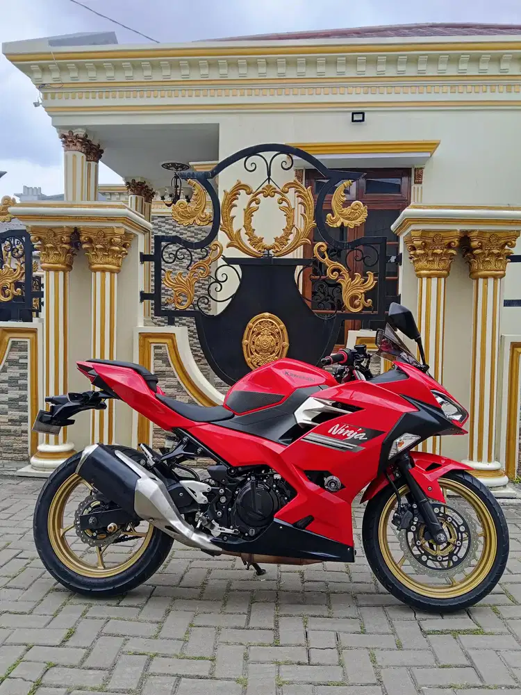 Kawasaki ninja F1 se 2023 FULL ORISINIL seperti baru