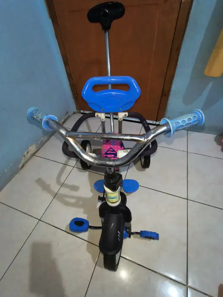 Sepeda roda 3 pemakaian 1th