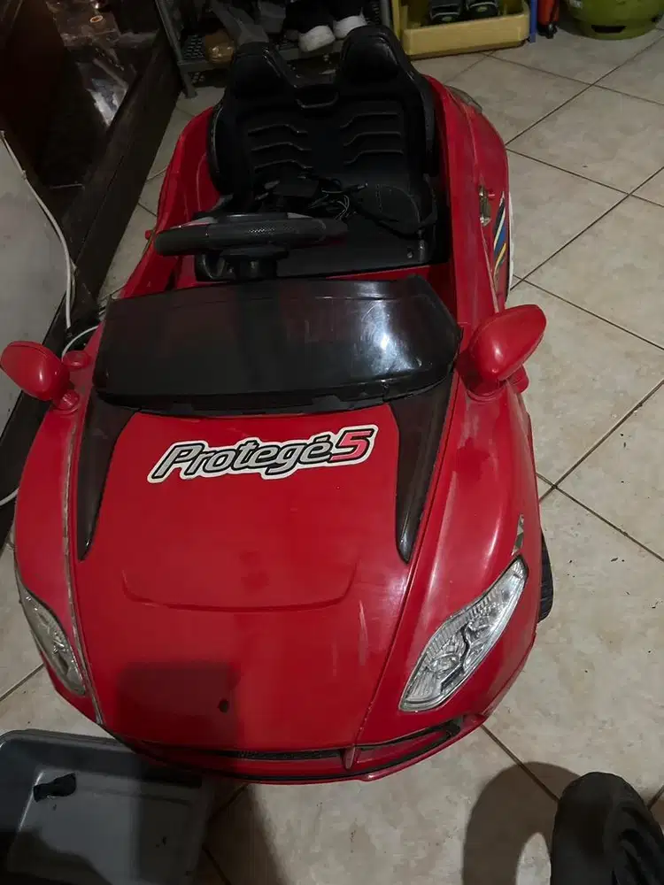 Mobil-Mobilan Anak Pakai Aki Free Skuter