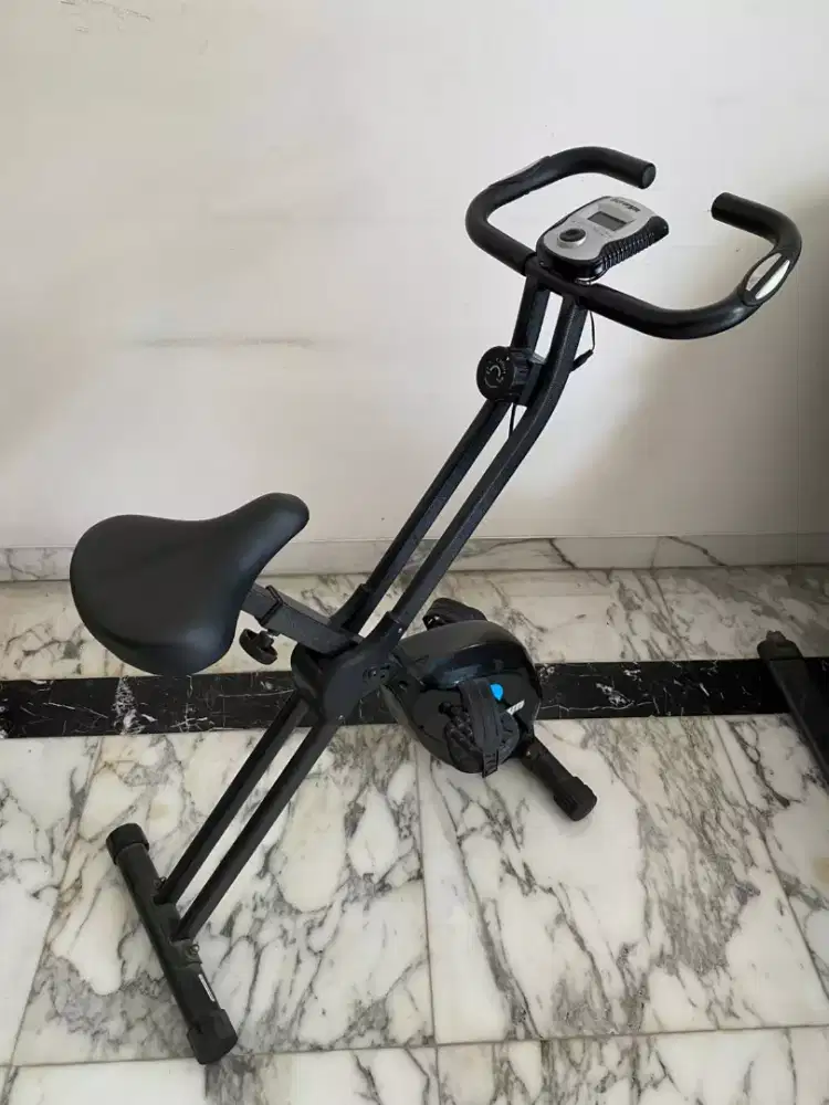 Sepeda Statis Lipat Herweyn - Bike Fitness Rumahan + Monitor LCD