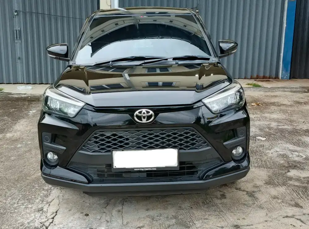 Toyota Raize Hitam Matic (2024)