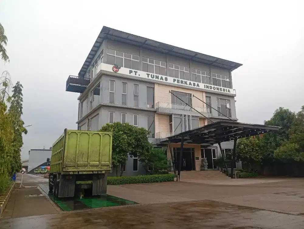 LOKER STAF ADMIN FINANCE