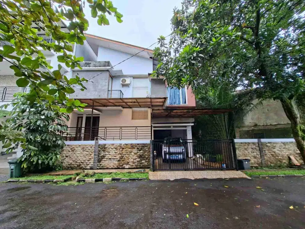 DIJUAL RUMAH BINTARO SEKTOR 9 2,5 LANTAI