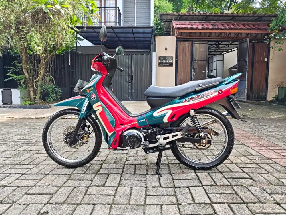 Yamaha F1ZR Caltex Original Low Km