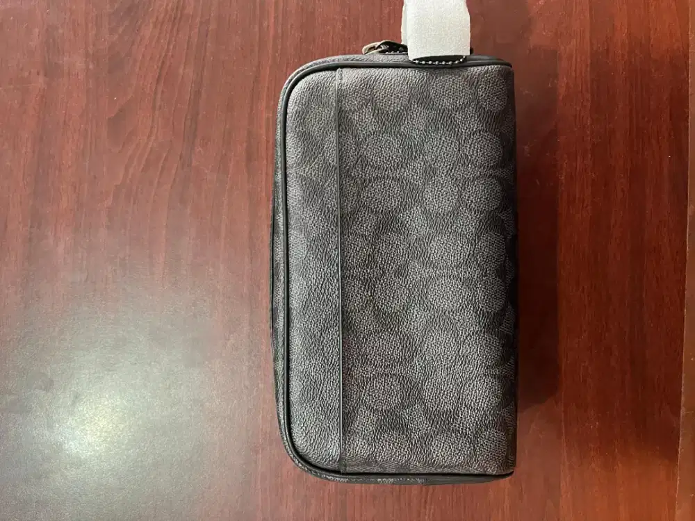 Di jual Pouch Clutch Coach