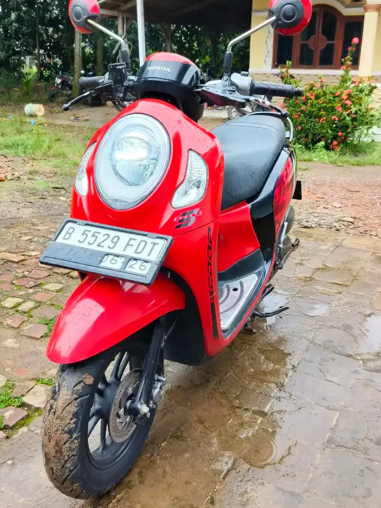 Jual/TT Scoopy new 2021 lengkap pajak on