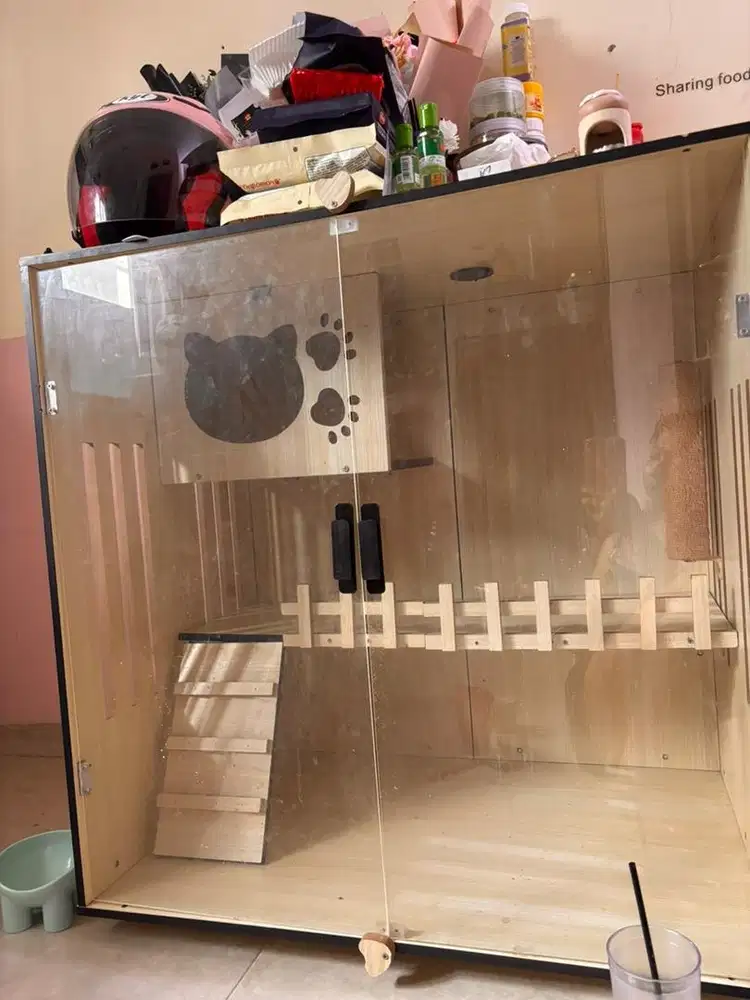 Kandang kucing 2 lantai