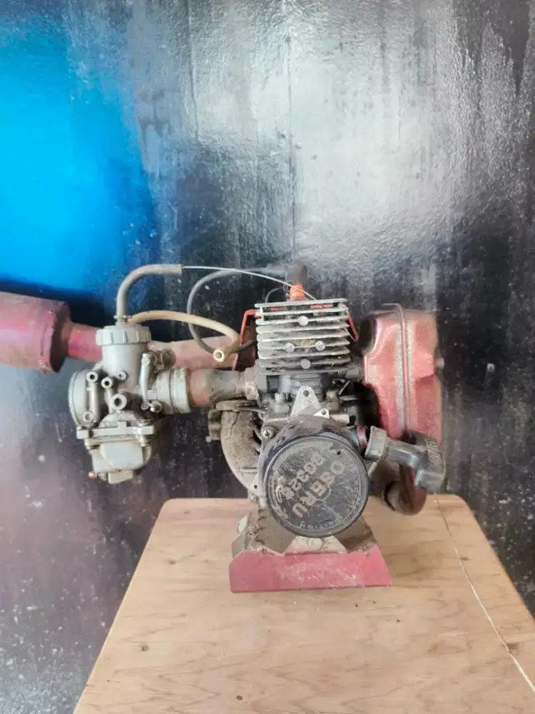 Mesin Potong Rumput 2tak