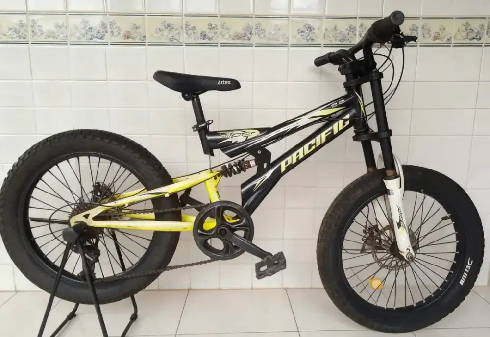 Sepeda anak uk20 Pacific viper
