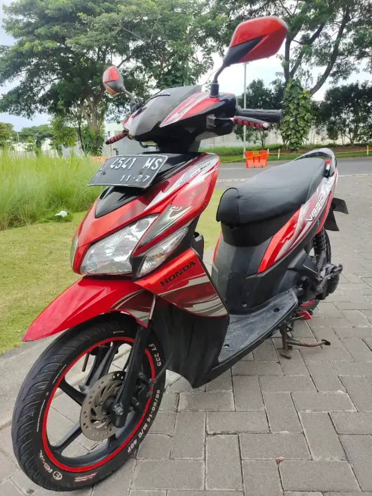 Vario 110 2007 lengkap mulus