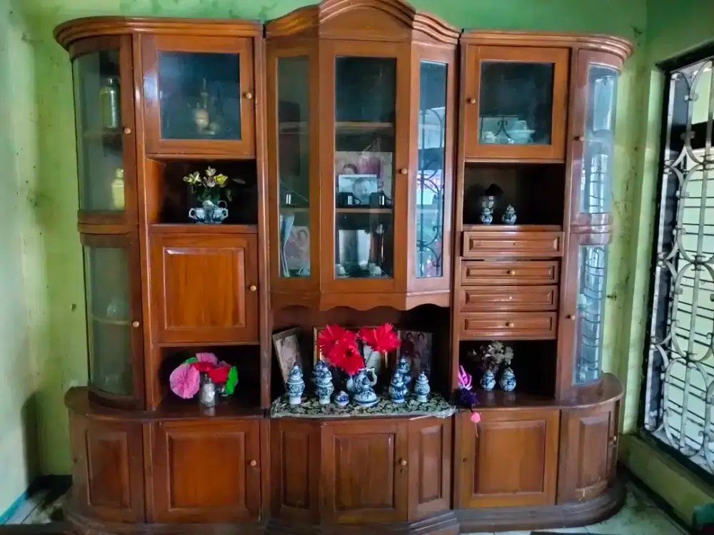 Lemari Jati JUMBO Klasik