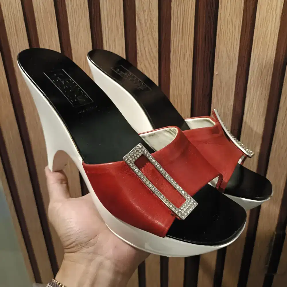 Heels versace authentic