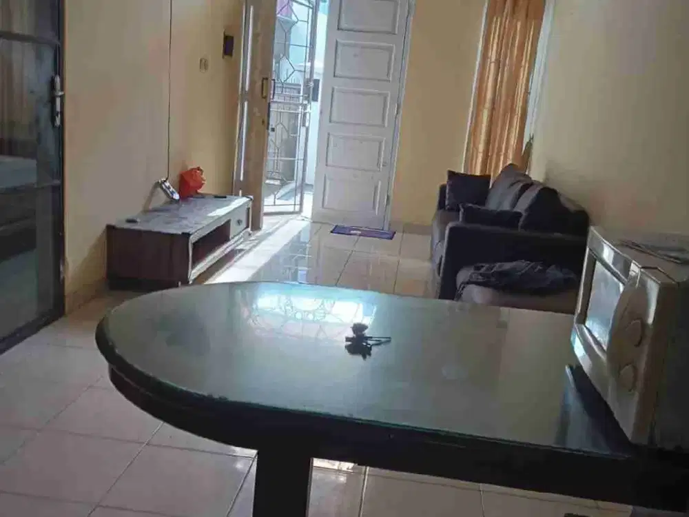 rumah furnish 1 lt disewa hadap timur