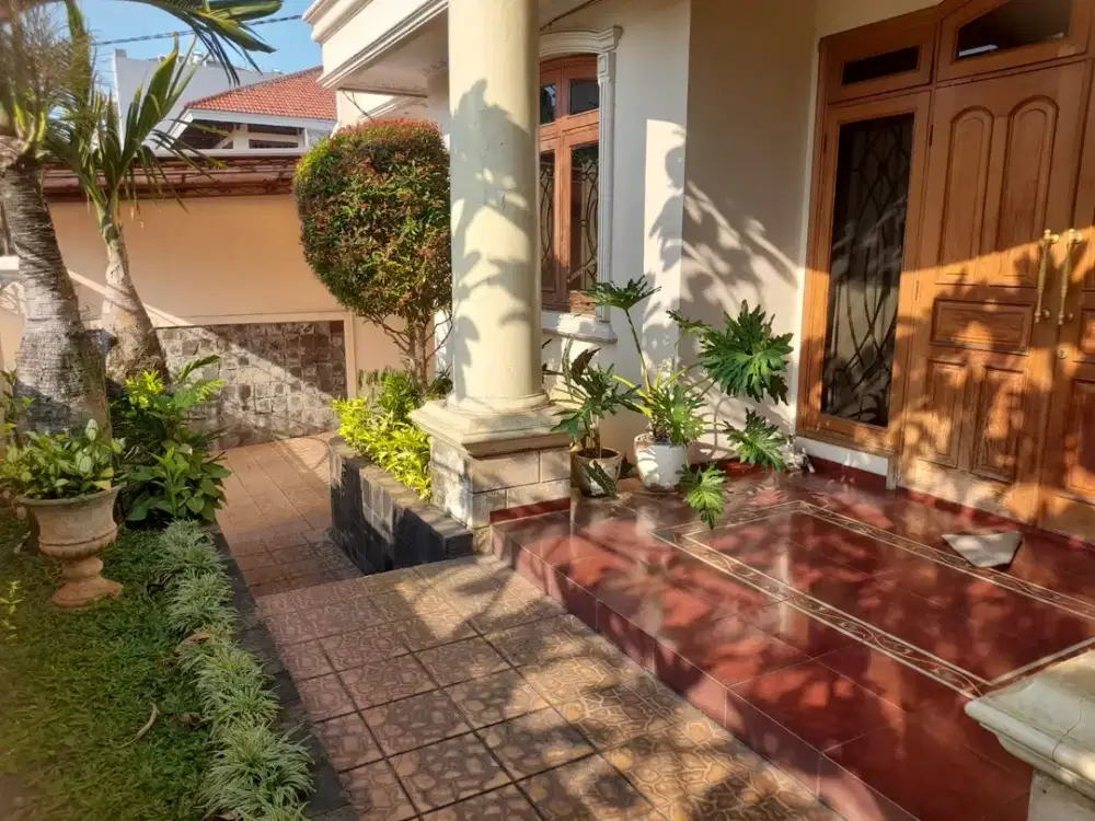 Rumah di Kemanggisan dekat Slipi Jakarta Barat