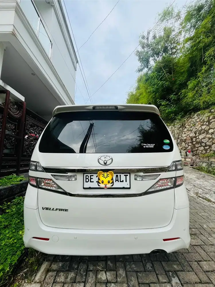 Dijual Vellfire ZG Premiumsound 2014