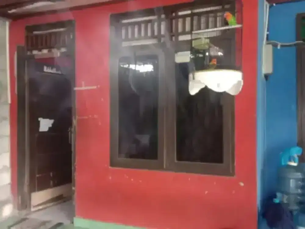 RUMAH USAHA/TINGGAL LOK STRATEGIS DAN NYAMAN DEKET TOL CISALAK DEPOK