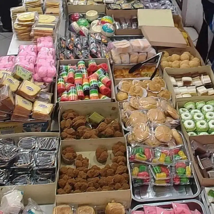 dicari pembuat kue basah/jajanan pasar kerja daerah PIK