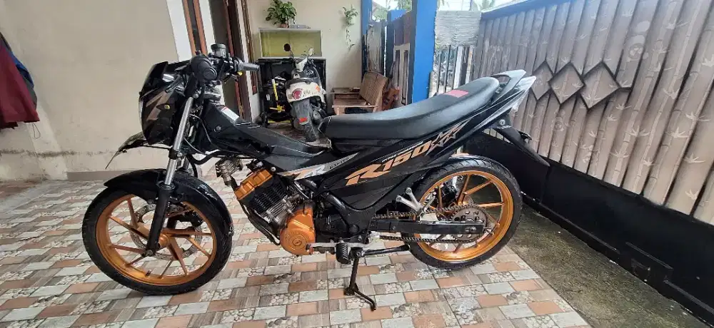 Suzuki satria fu 2014