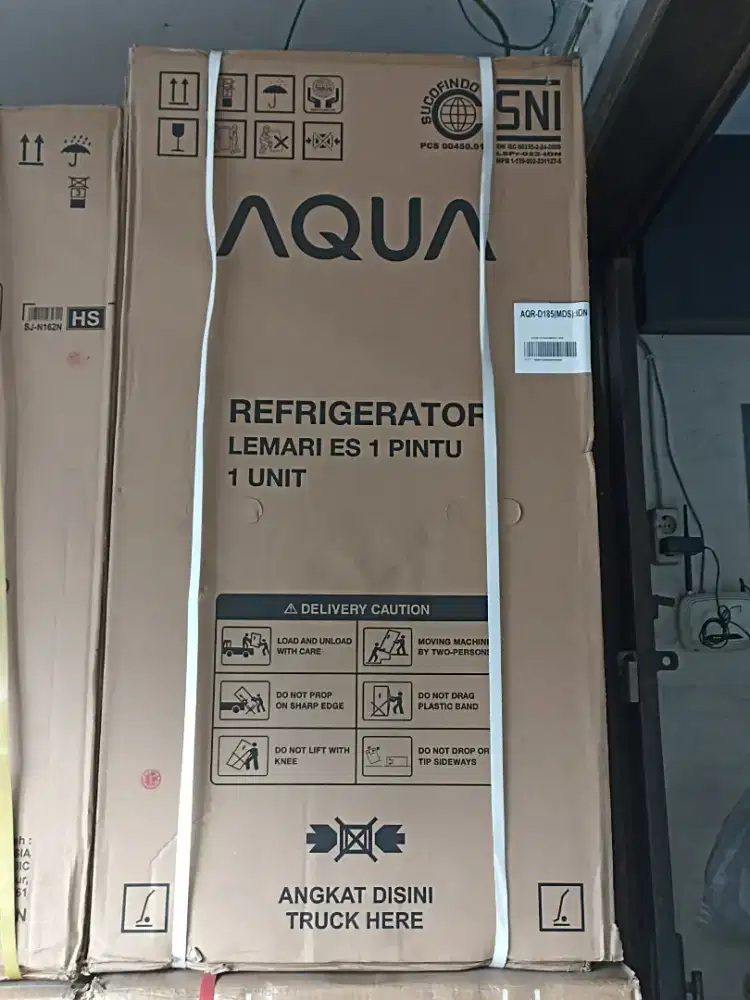 kulkas 1 pintu aqua AQR-D185 MDS