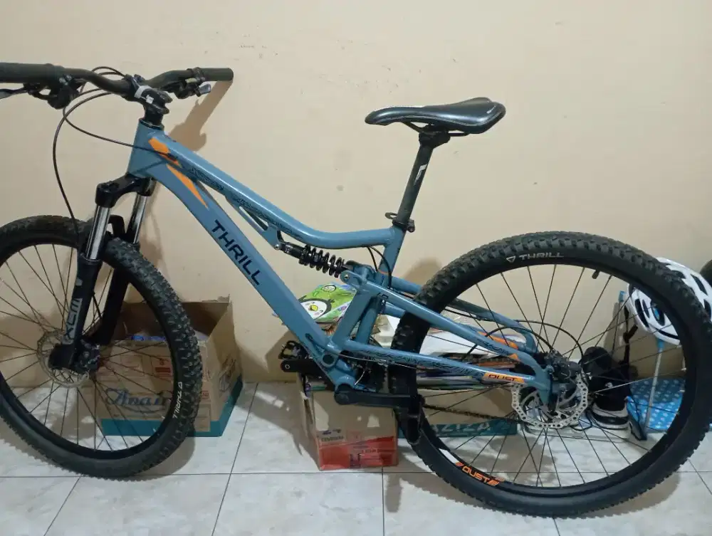 Thril OUST 1.0 hidrolik