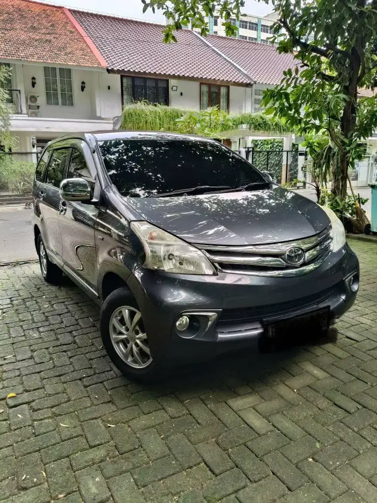 Avanza G 1,3 A/T Double Airbag 2013 Abu2 Metalik