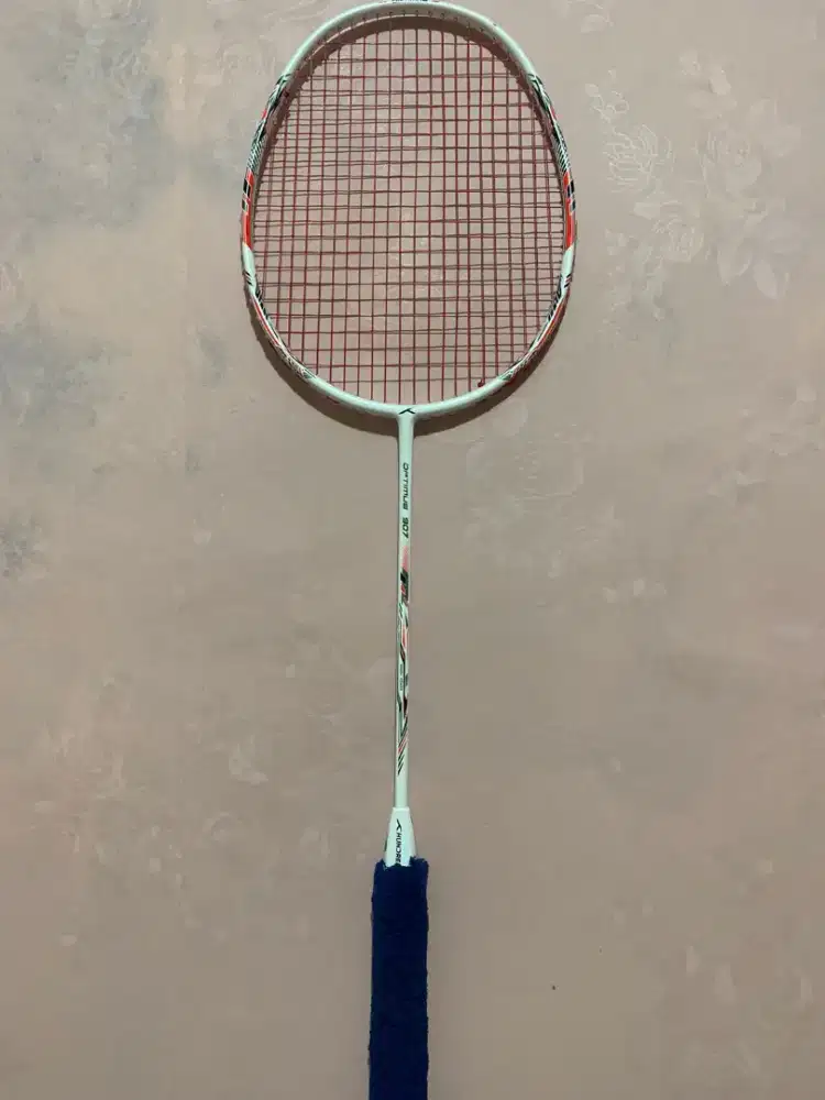Raket badminton Hundred Optimus 907