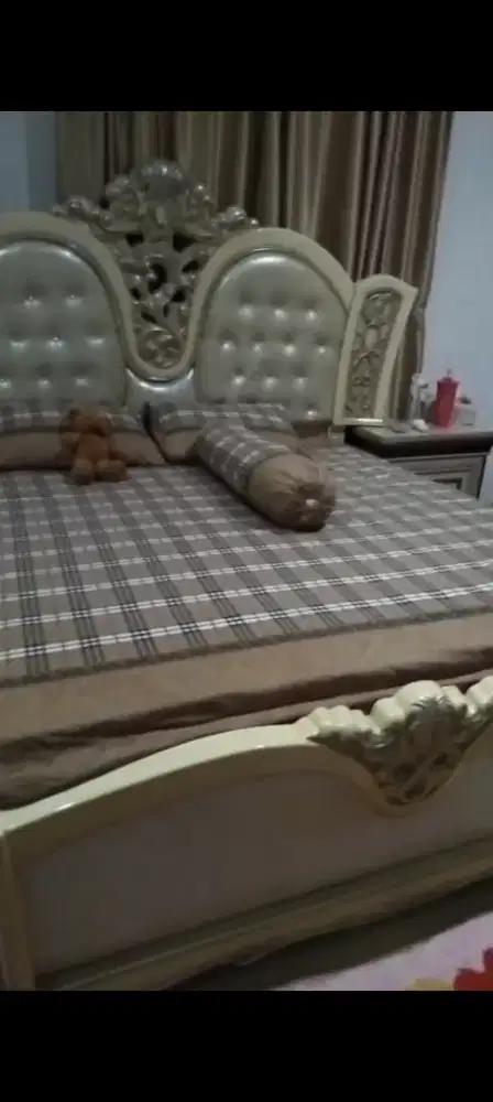 Di jual satu set furniture kamar