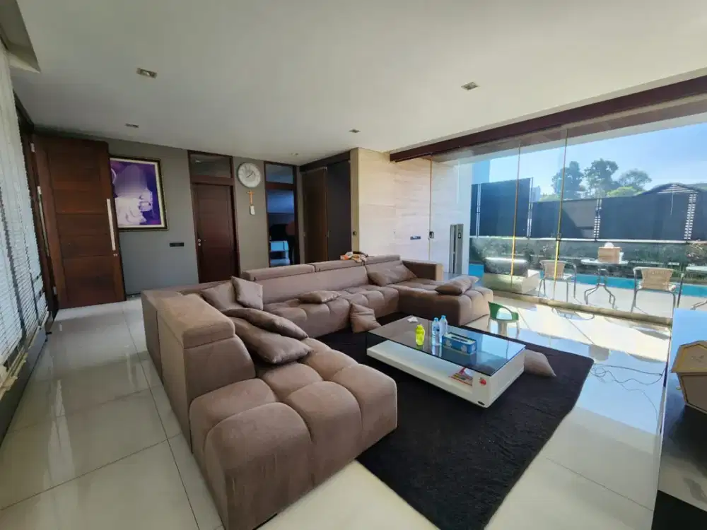 Termurah! Rumah Mewah di Setraduta Bandung