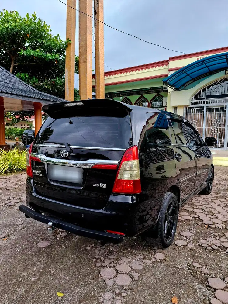 Toyota Kijang Innova 2015 Diesel