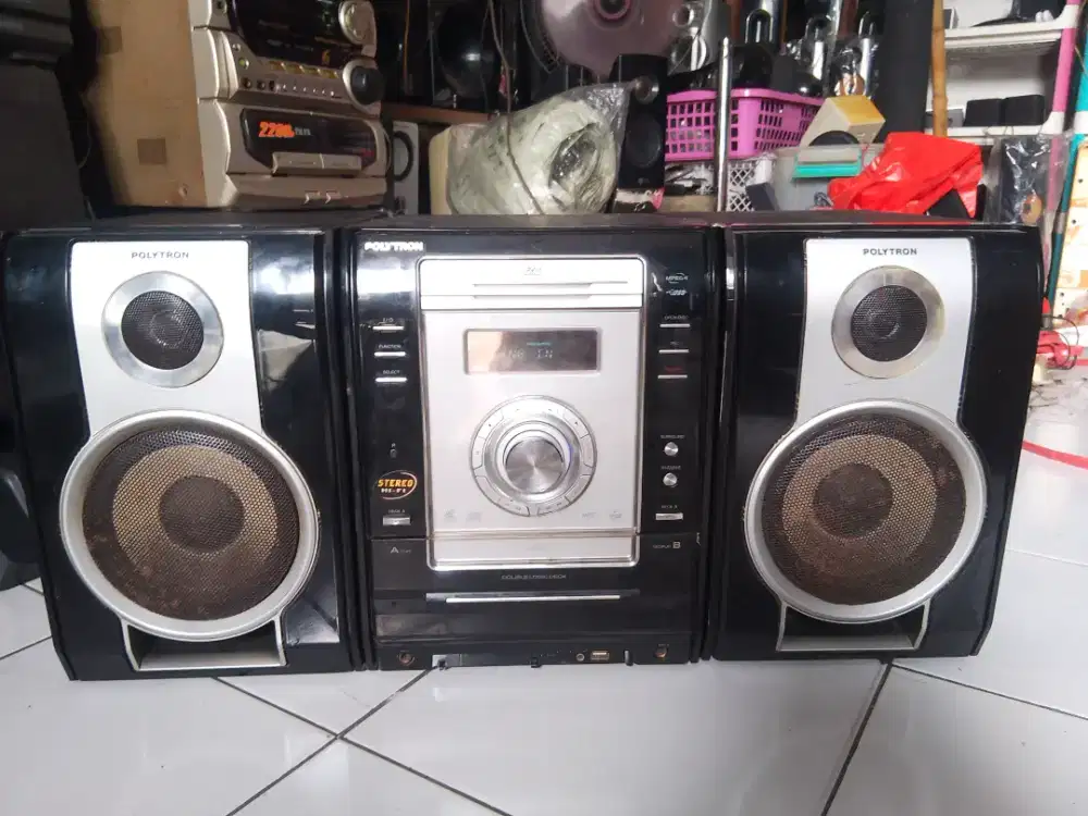 Polytron XCel full set, radio & Aux ok, CD & kaset off, segel, box ok