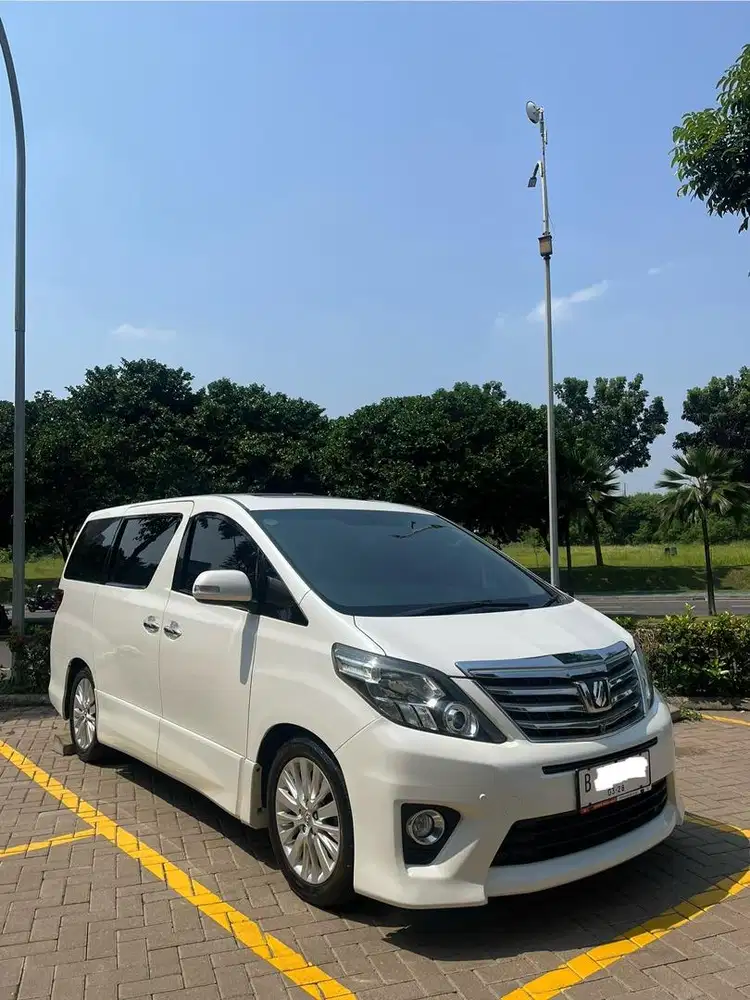 Toyota Alphard SC Premium Sound CBU Japan