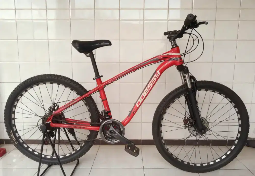 Sepeda gunung MTB alumunium