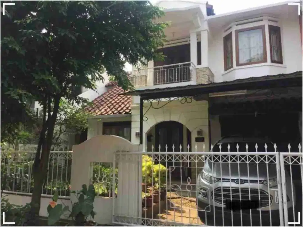 Rumah 2 lantai di graha cinere