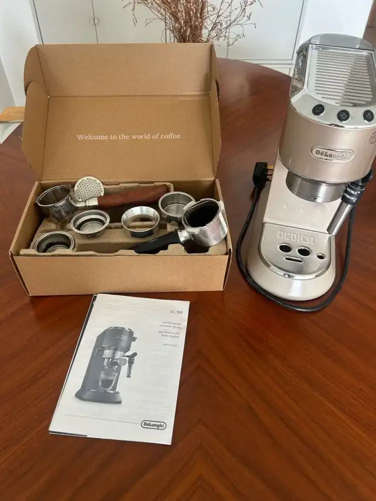 De'Longhi Dedica Mesin Espresso Machine Kopi Coffee
