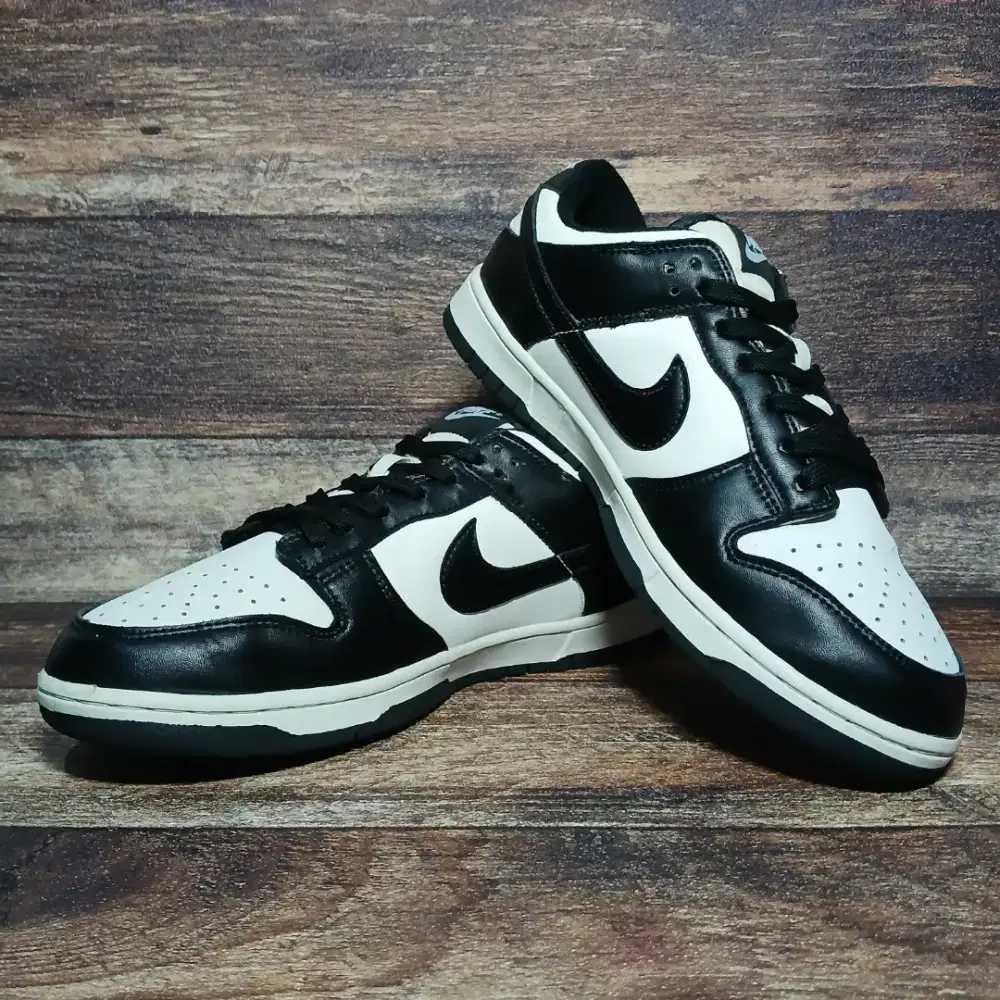 Sepatu Nike Dunk Low 'Black White Panda'
