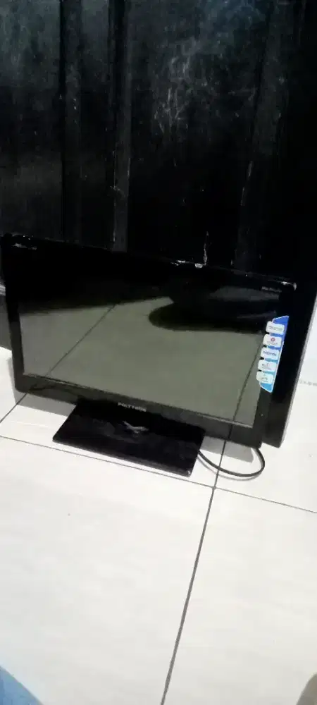 TV 19iN mines Bercak sesuai Foto