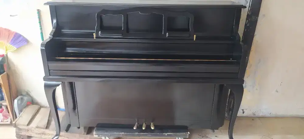 JL piano FRITZ MULLER hitam dop