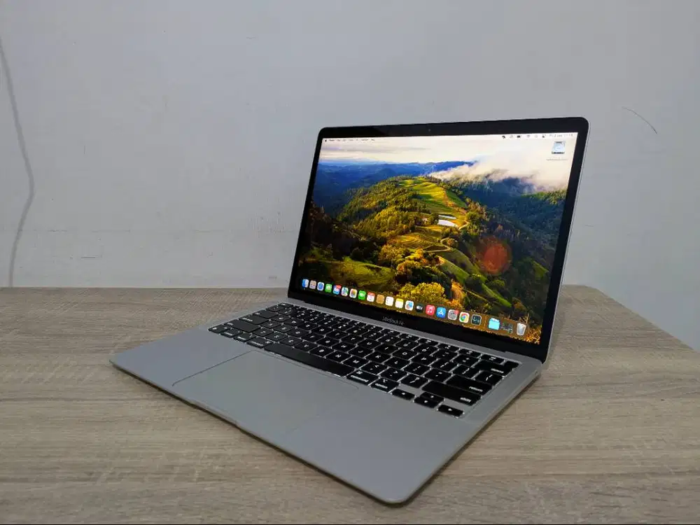 Jual Macbook Air M1 8/256GB Eks Ibox Silver Malang Surabaya 256 8gb