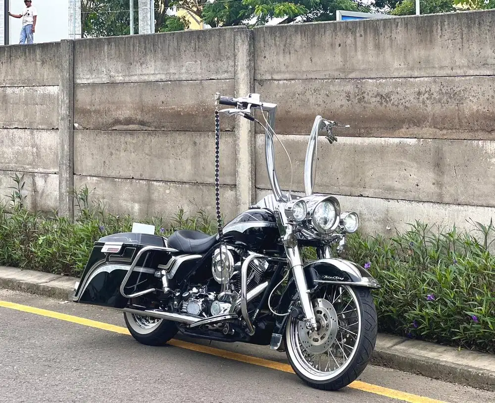 Harley Roadking Evo 98' Carbu Chicanos Style